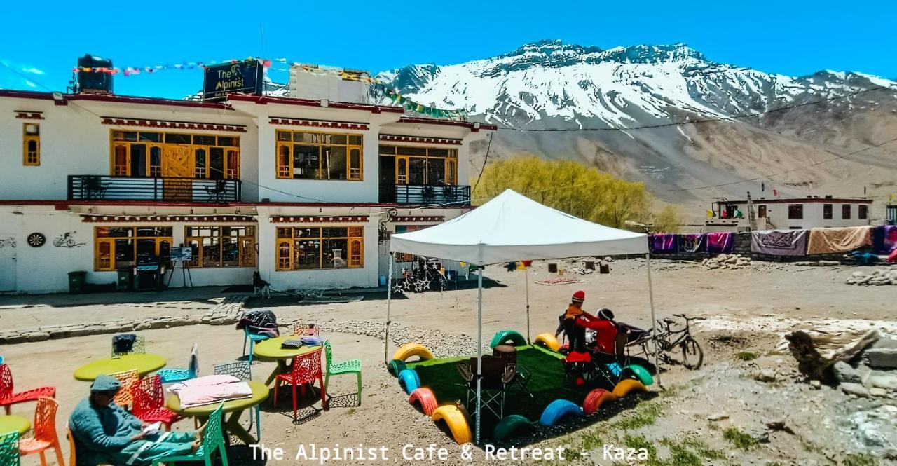 Hotel The Alpinist Cafe And Retreat Kaza Exterior foto